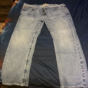 Ariat Men's Relaxed Fit Light Blue Jeans